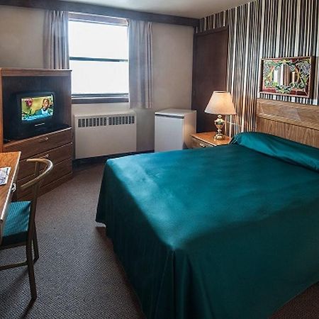 Curtis Gordon Motor Hotel Уинипег Стая снимка